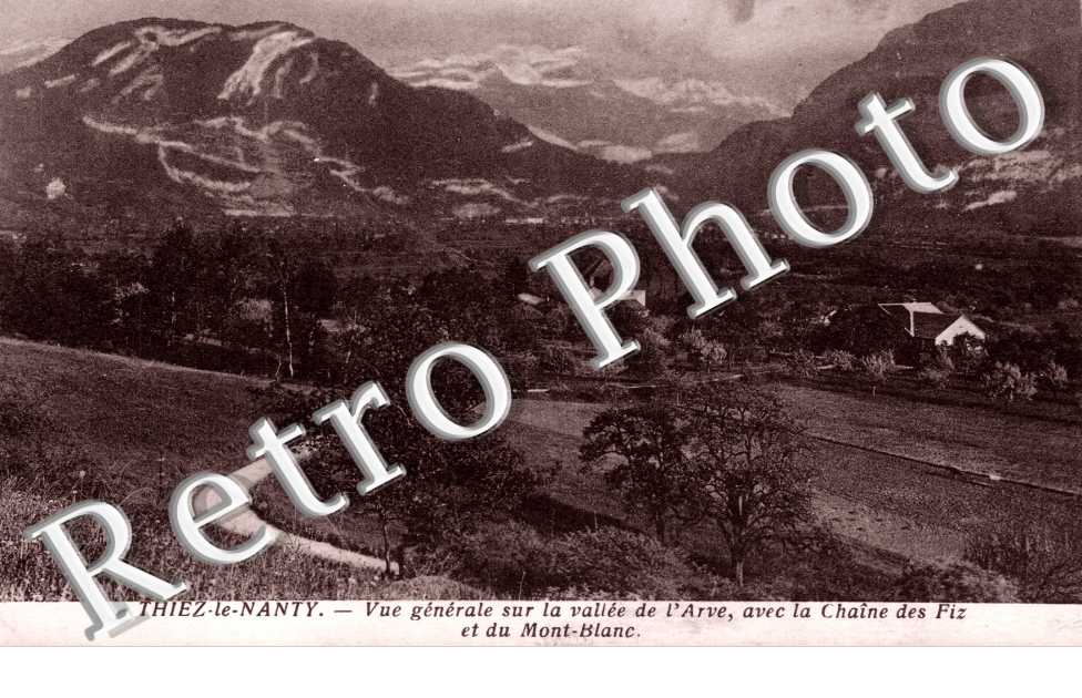 Vue generale sur la vallee de l'Arve, avec la chaine des Fiz et du Mont Blanc