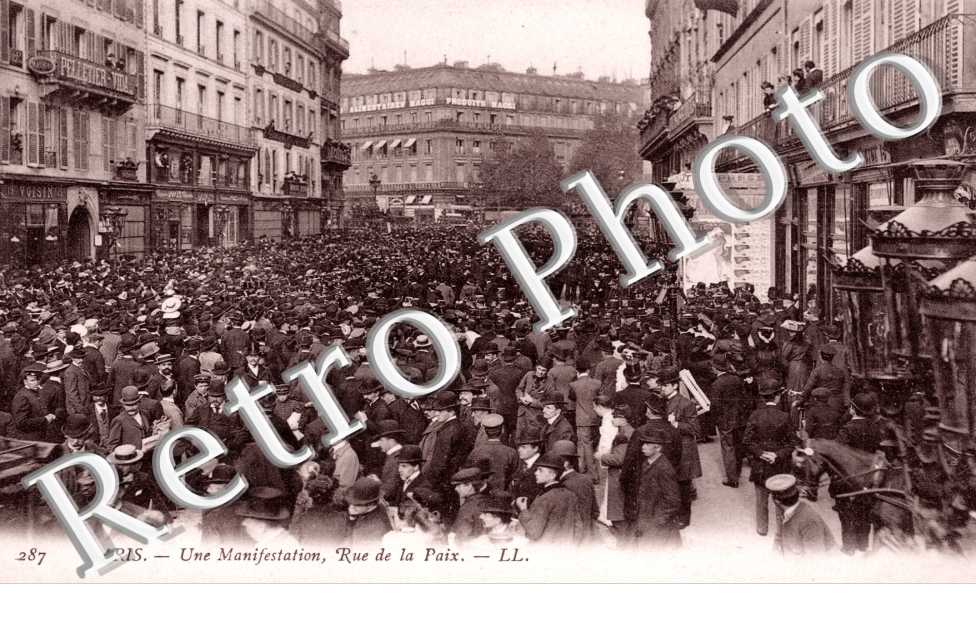 rue de la Paix, une manifestation