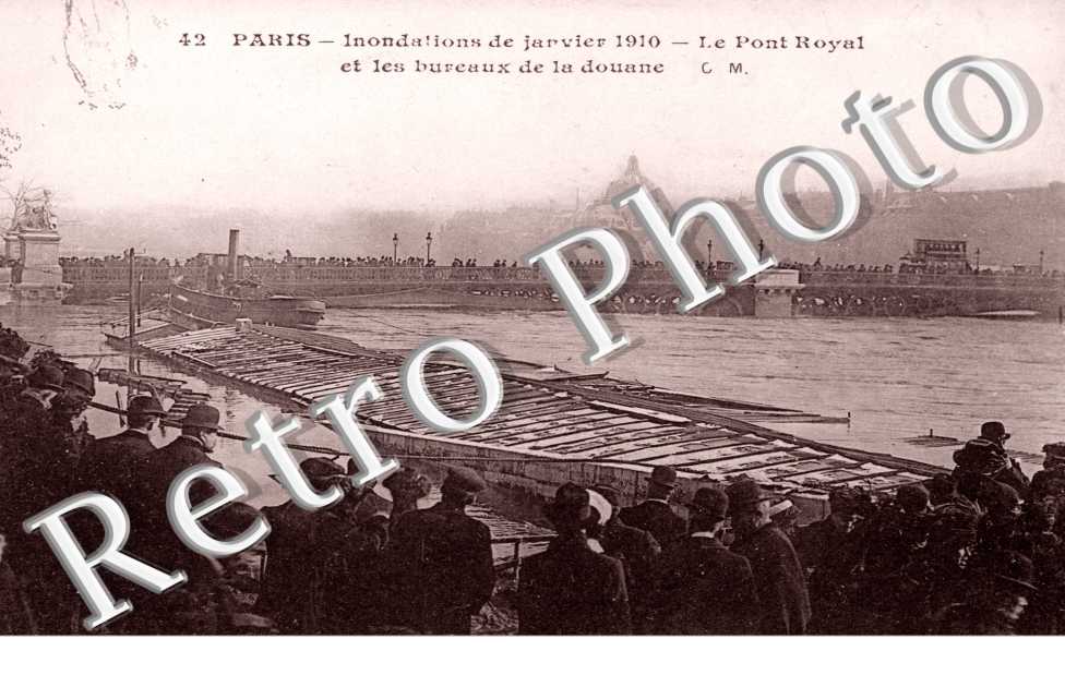 le pont Royal et les bureaux de la douane