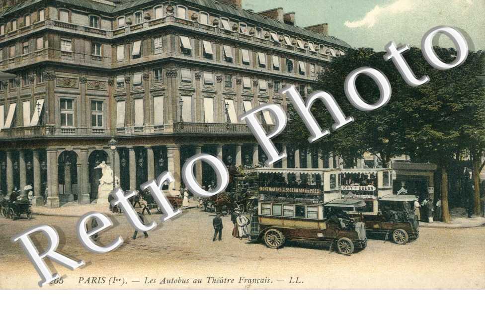 Les autobus au Theatre Francais    Place Colette