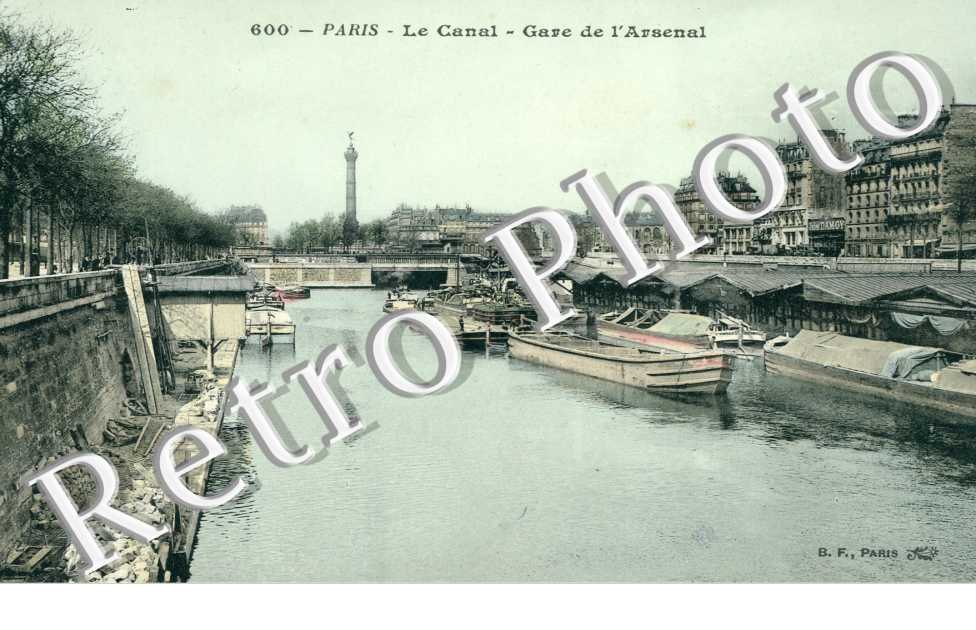 Le Canal, Gare de l'Arsenal
