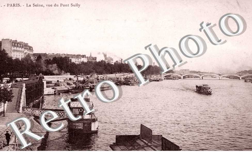 La Seine vue du pont de Sully