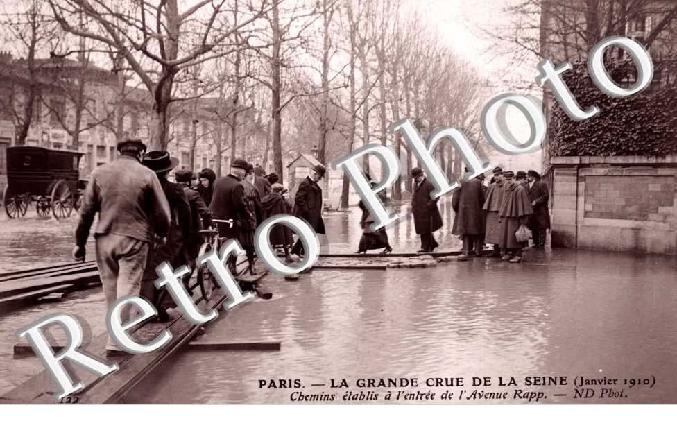 Inondations 1910, Chemins etablis a l'entree de l'Avenue Rapp