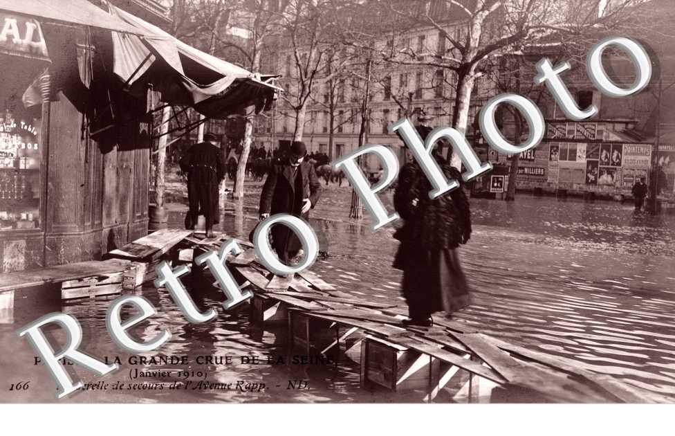Inondations 1910, Passerelles de secours Avenue Rapp