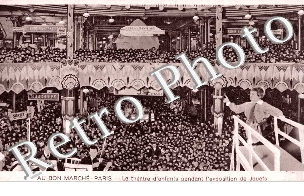  24 Rue de Sèvres Le Theatre d'enfants pendant l'exposition de Jouets