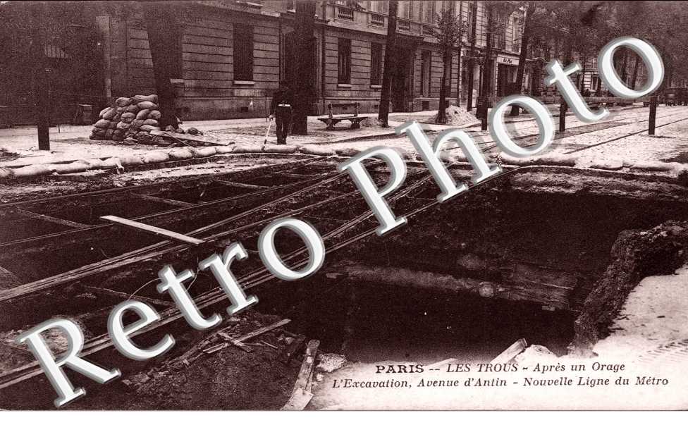Les Trous apres un orage, l'Excavation, Avenue d'Antin