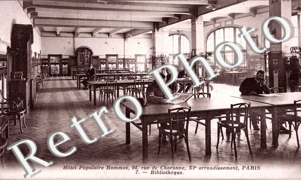 Hotel Populaire Hommes, la Bibliotheque 24 rue de Charonne
