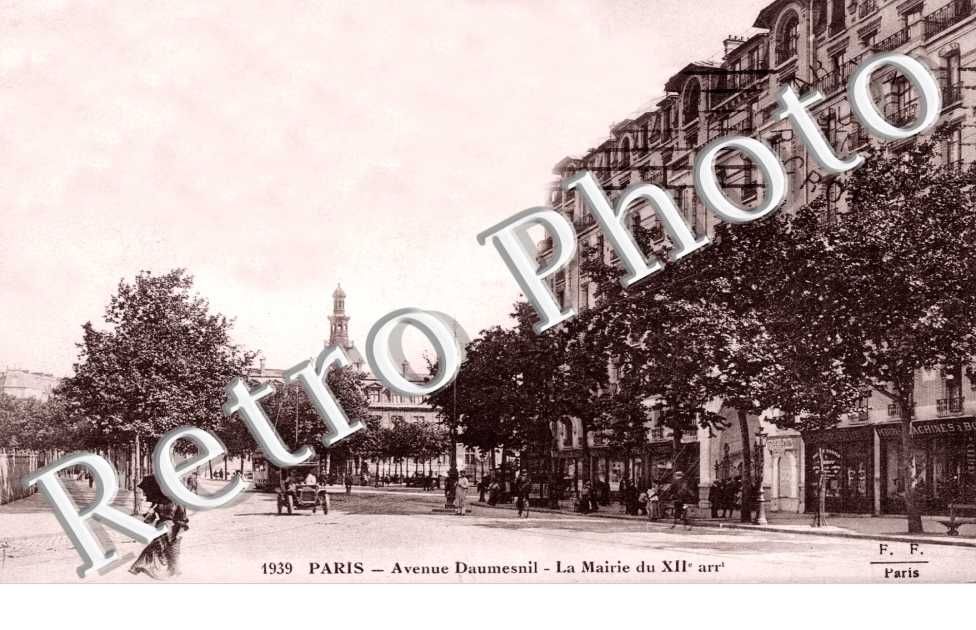 L'AVENUE DAUMESNIL