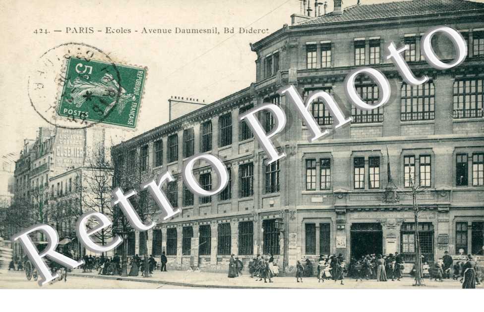 Ecoles, Avenue Daumesnil Boulevard Diderot
