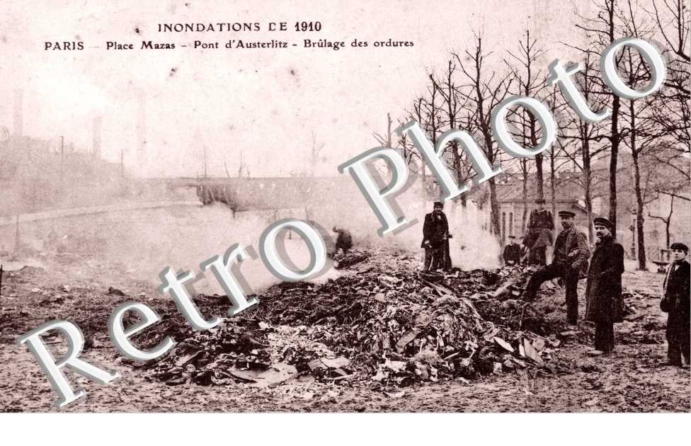 Inondations 1910, Place Mazas, Pont d'Austerlitz, Brulage des ordures