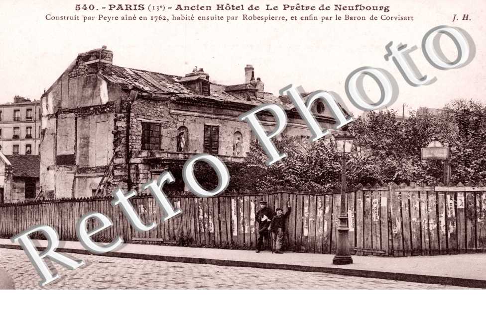 rue Edmond Godinet Ancien Hotel de Le Pretre de Neufbourg