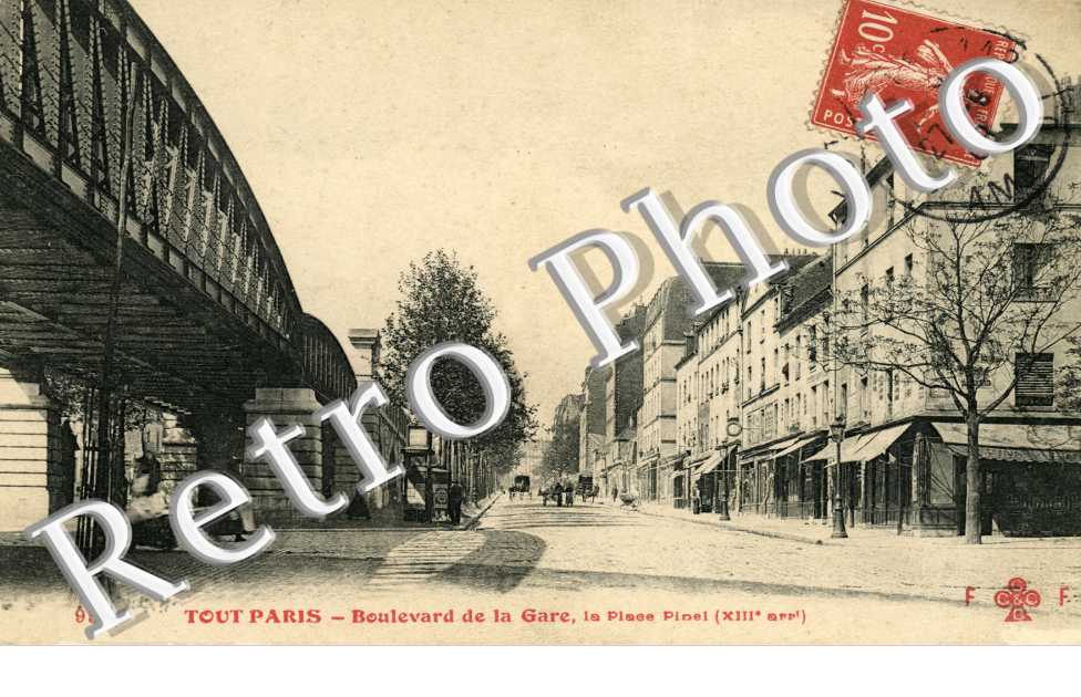 Boulevard de la Gare, Place Pinel