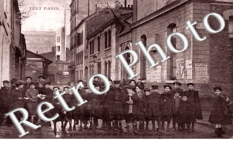 L'Ecole de Garcons de la Rue Asseline