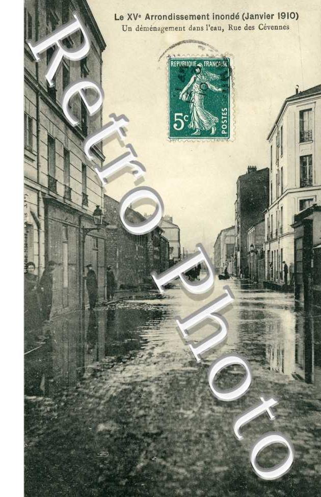 Crue de la Seine 1910, Demenagement dans l'eau, Rue des Cevennes