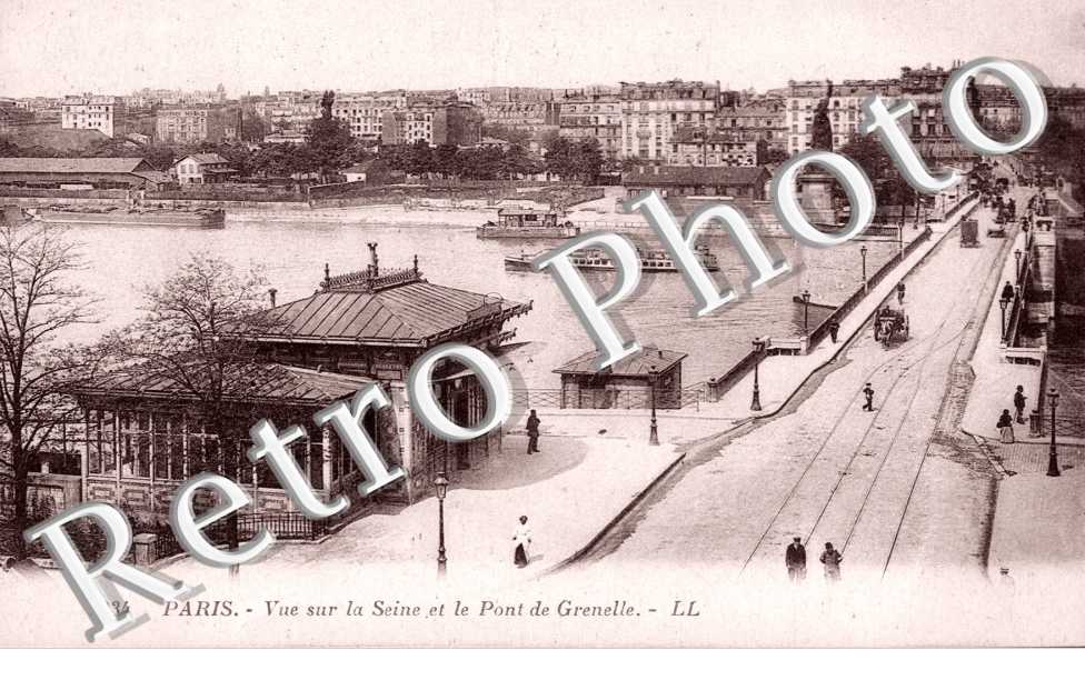 Vue sur la Seine et le Pont de Grenelle