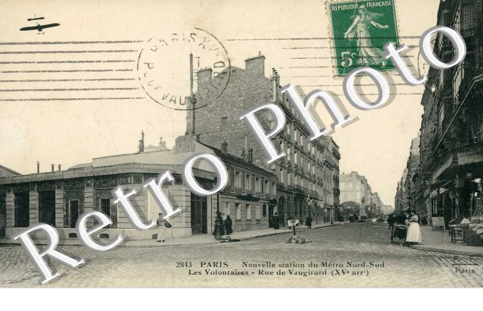 Nouvelle Station du Metro, les Volontaires, Rue Vaugirard
