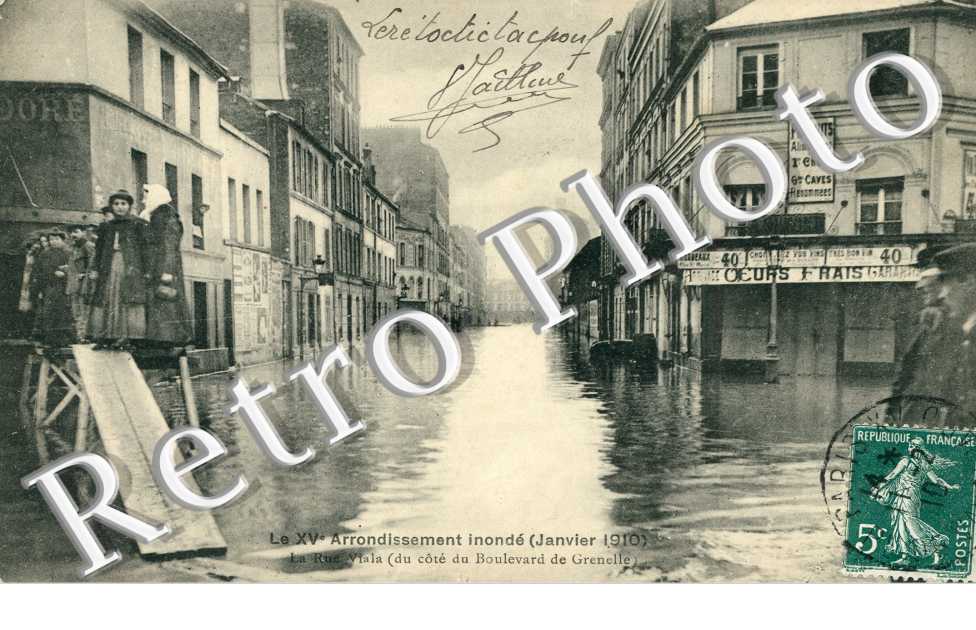 Inondations 1910, Rue Viala (du côté du boulevard de Grenelle)