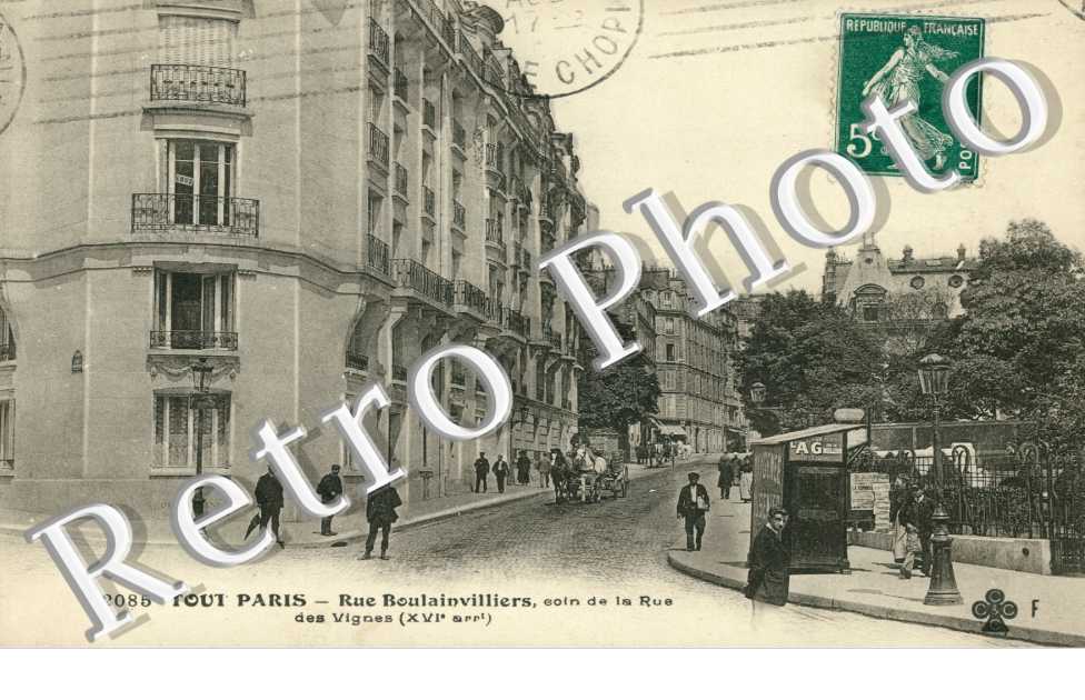 Rue Boulainvilliers coin de la rue des Vignes