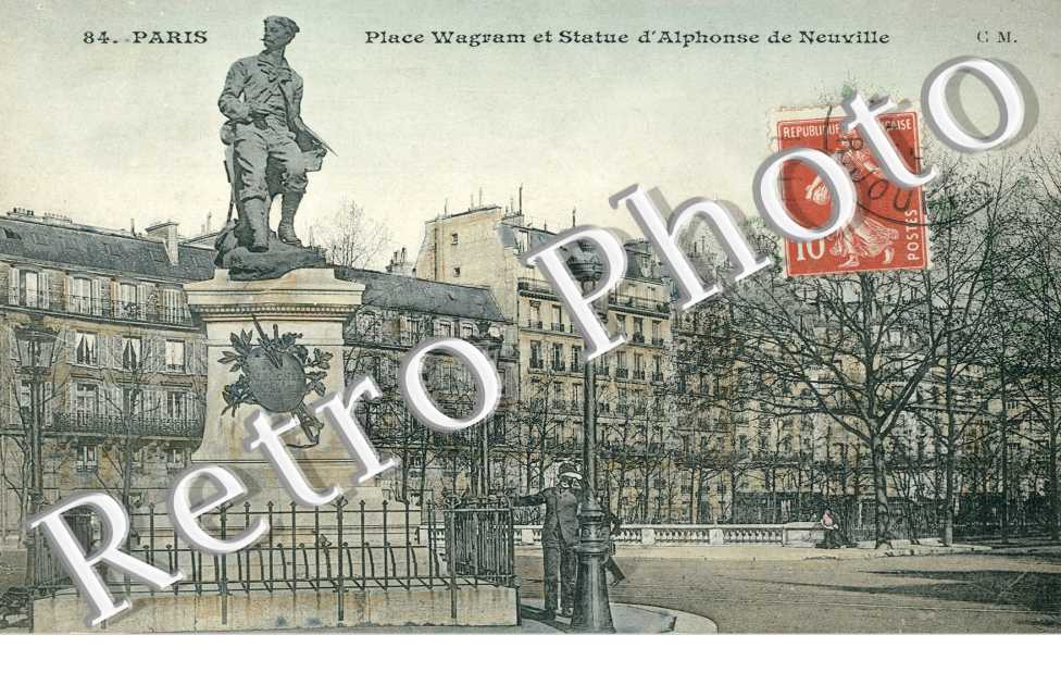 Place Wagram, Statue d'Alphonse de Neuville