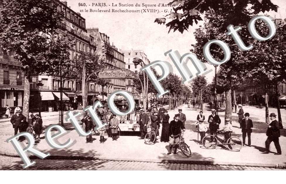 Place d'Anvers et le Boulevard Rochechouart