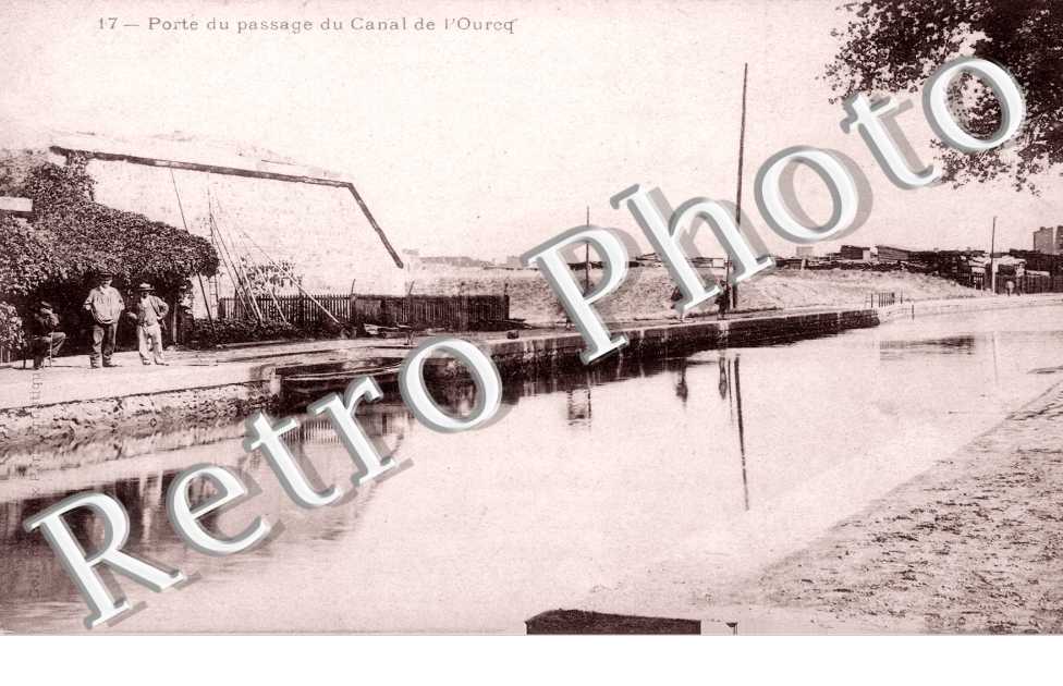 Porte du Passage du Canal de l'Ourcq