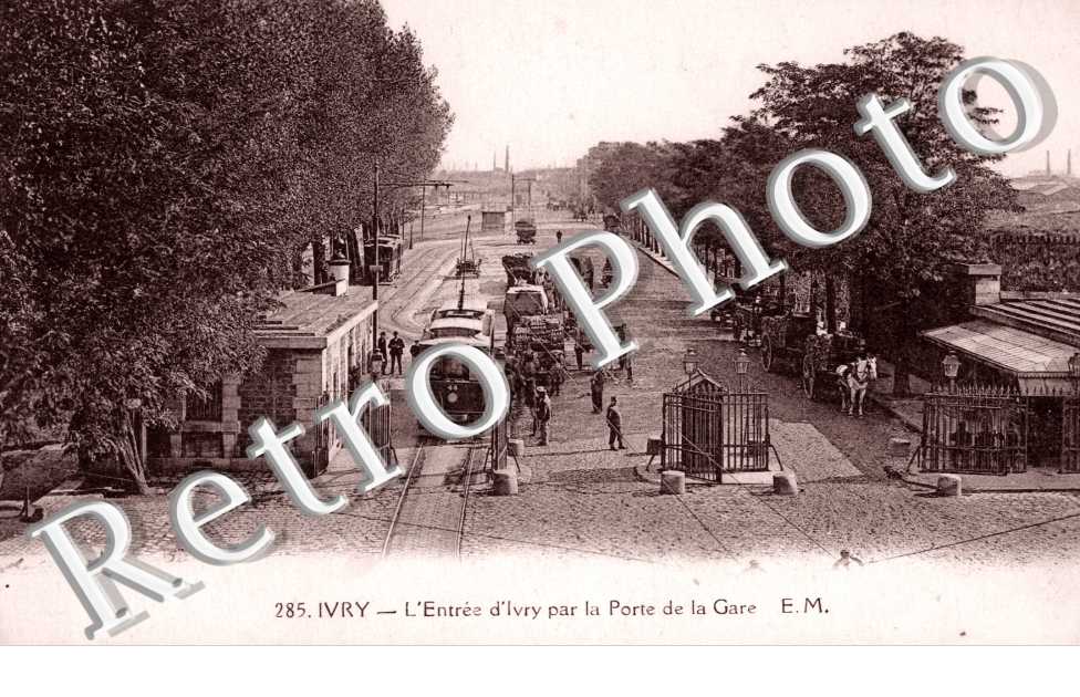 a porte de la gare l'entree d'Ivry