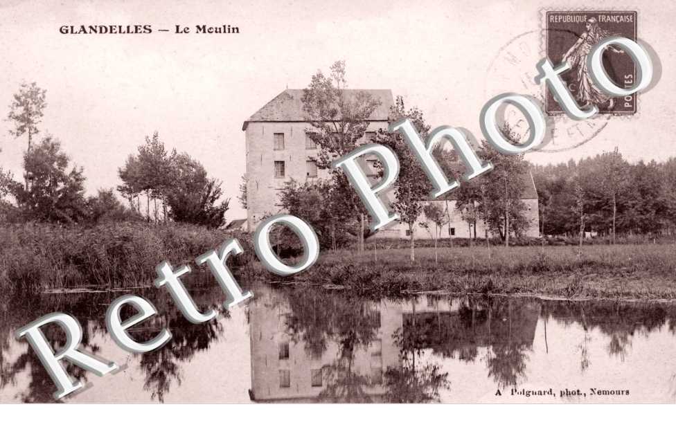 Le Moulin