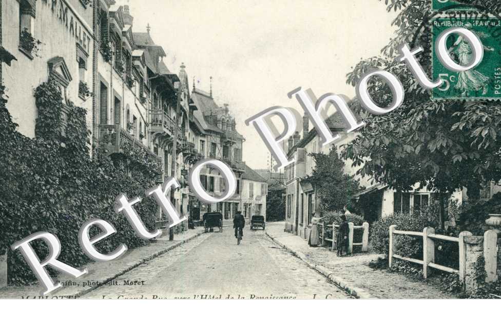 La Grande Rue, Hotel de la Renaissance