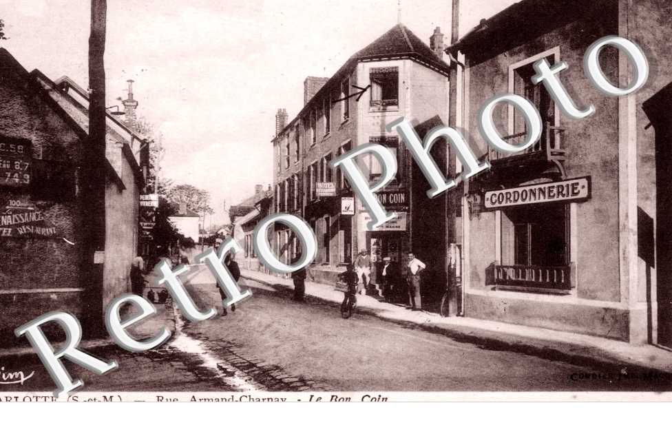 Rue Armand-Charnay, le Bon Coin