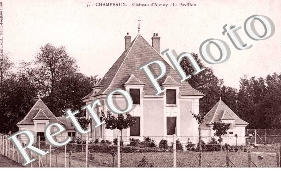 chateau d'Aunoy Le pavillon