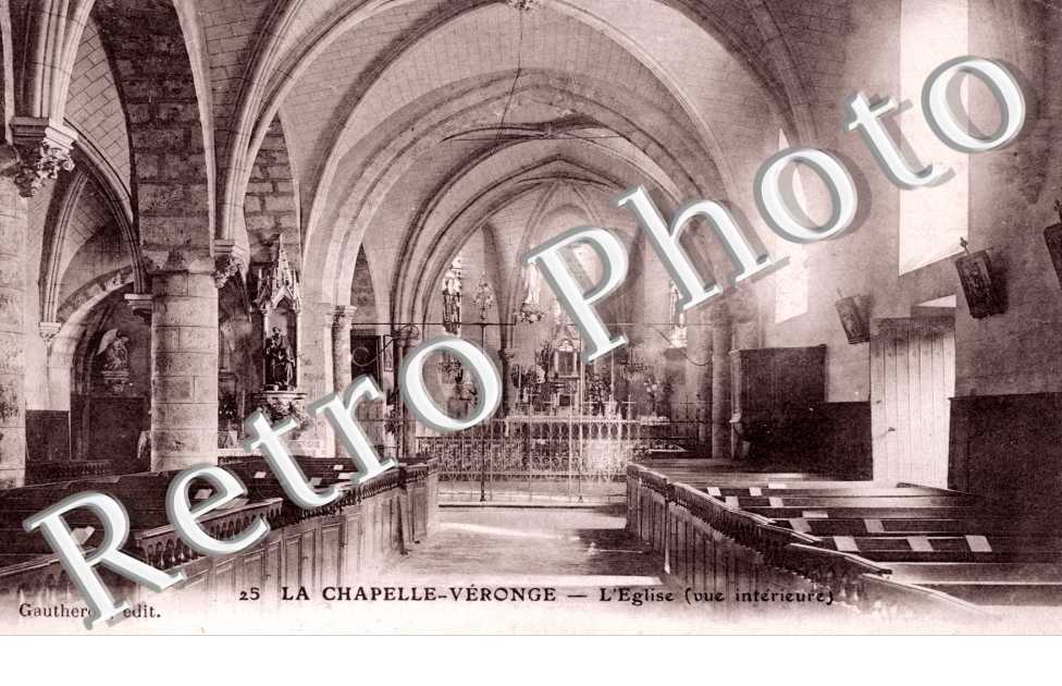 Interieur de l'eglise