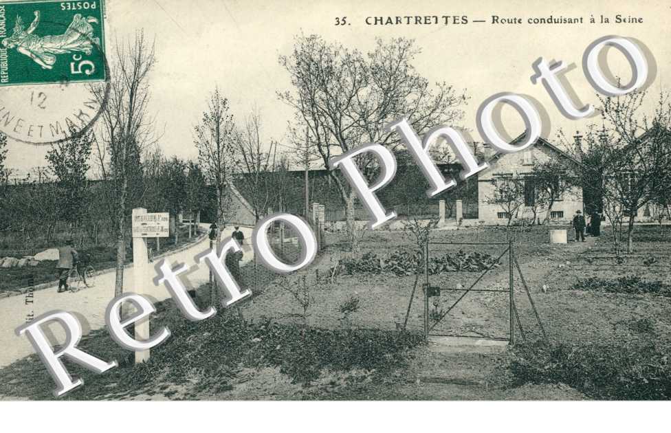 route conduisant a la Seine