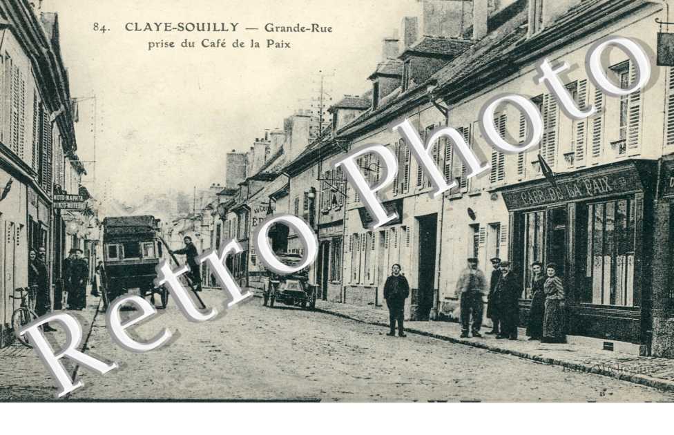 Grande rue prise du cafe de la Paix