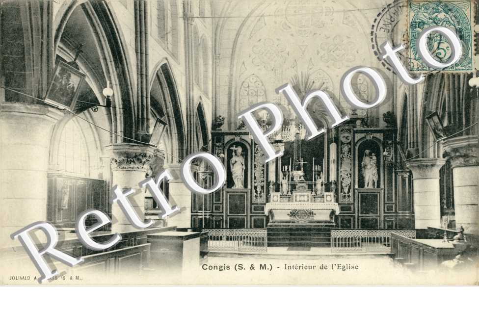 Interieur de l'eglise