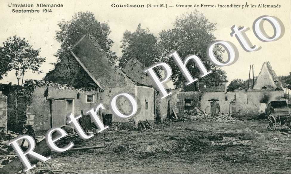 Groupe de Fermes incendiees par les Allemands