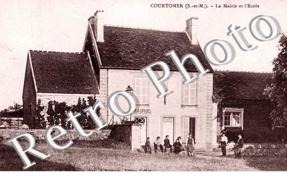 La mairie et l'ecole