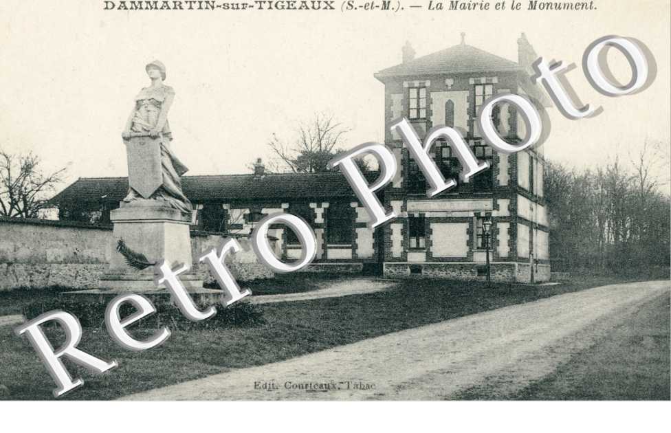 la Mairie et le Monument