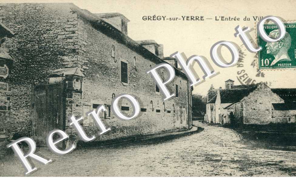 l'Entree du Chateau et l'Eglise, Evry-les-Chateaux