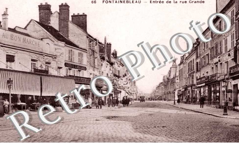 Entree de la Rue Grande