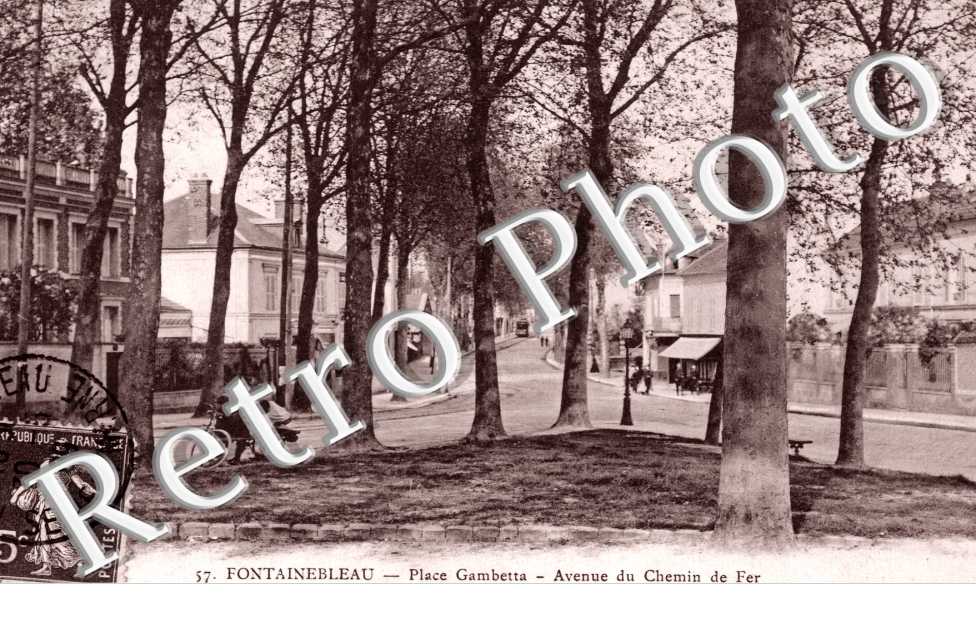 Place Gambetta, Avenue du Chemin de Fer