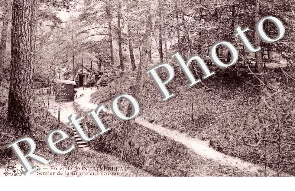 Sentier de la Grotte aux Cristaux