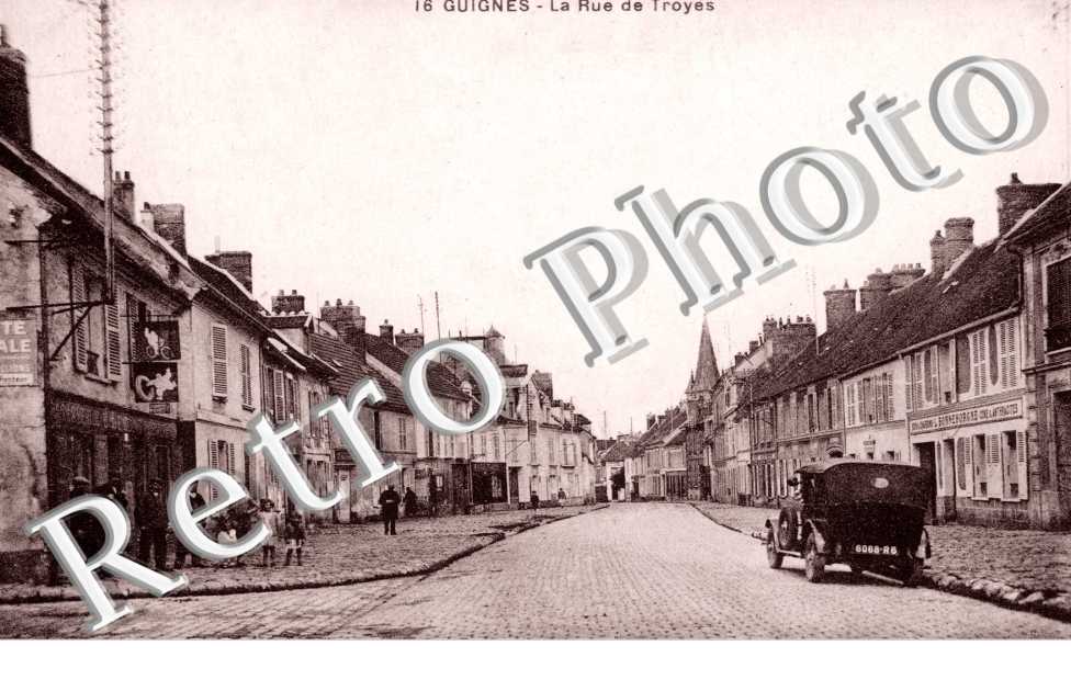 Rue de Troyes
