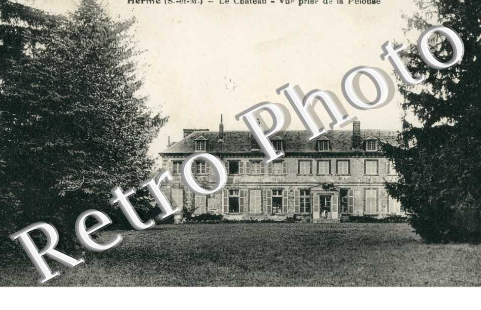 le Chateau - Vue prise de la Pelouse