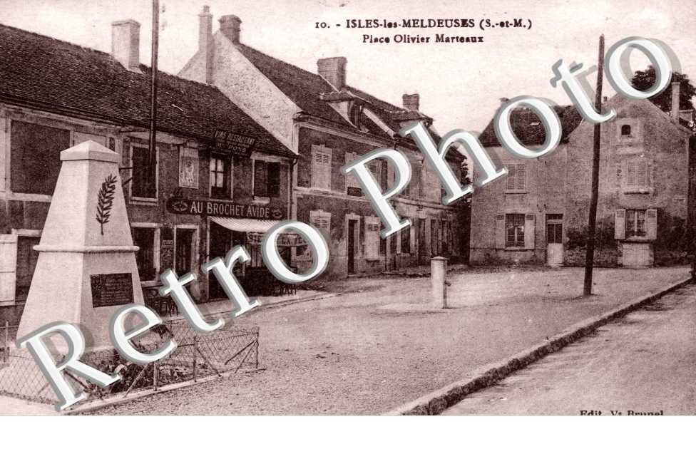Place Olivier Marteaux