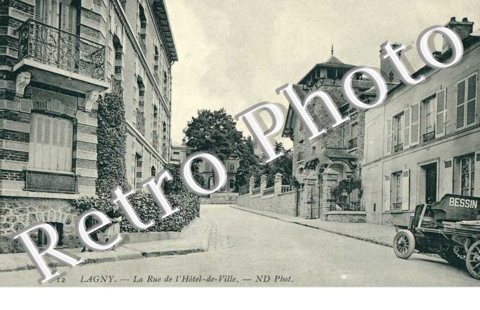 la Rue de l'Hotel-de-Ville