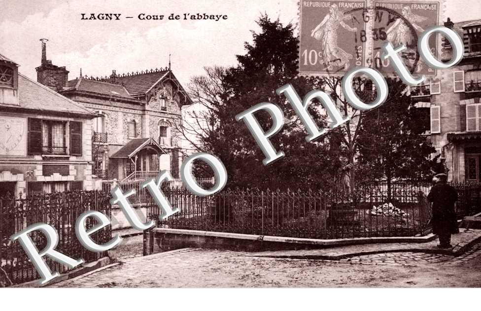 Cour de l'abbaye