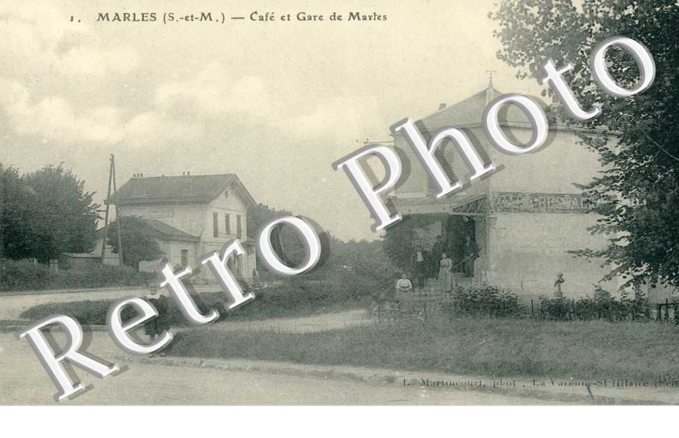 le Cafe et la Gare de Marles