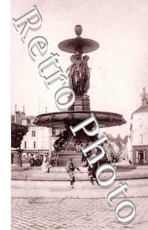 Fontaine de la Place Saint-Jean