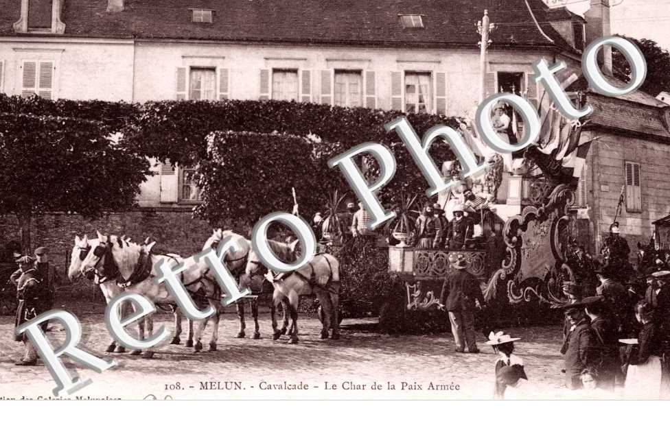 la Cavalcade, le Char de la Paix Armee