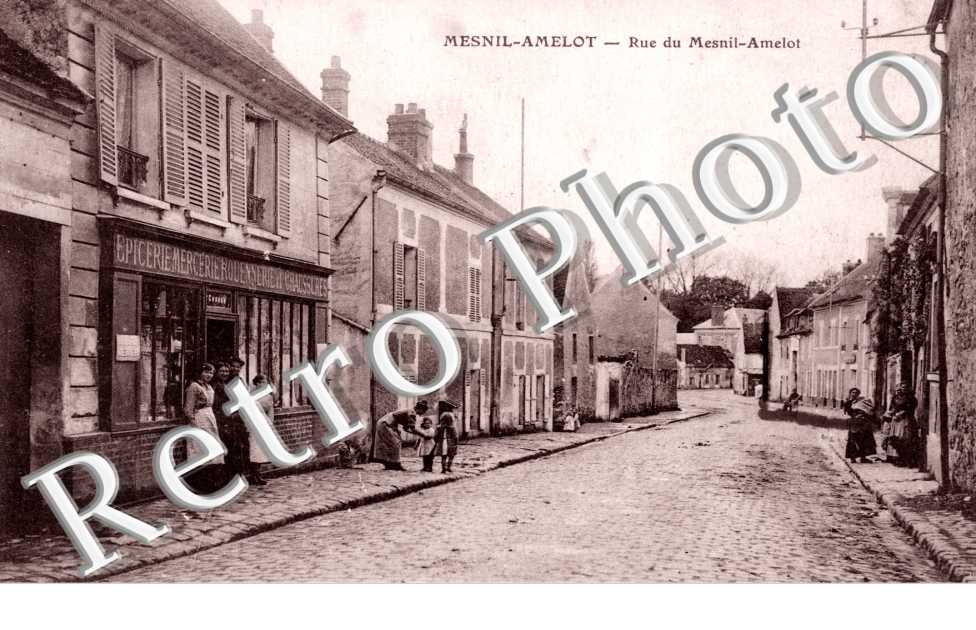La Rue du Mesnil Amelot